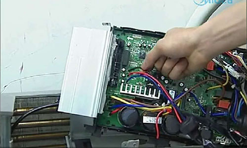 北湖美的空调电话是多少